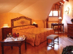 ���� ����� ROMANTIK HOTEL VILLA NOVECENTO 4*