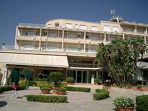 ���� ����� Mondello Palace 4*
