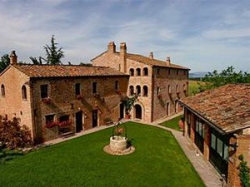 ���� ����� ALLA CORTE DEL SOLE 4*