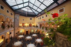 ���� ����� Schloss Weikersdorf  Baden Thermal Resort 4*