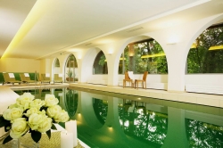 ���� ����� Schloss Weikersdorf  Baden Thermal Resort 4*