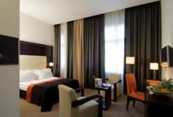 ���� ����� The Levante Parliament 5*