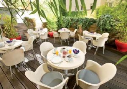 ���� ����� Arcotel Boltzmann 4*