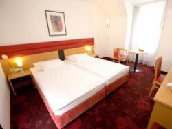 ���� ����� Arcotel Boltzmann 4*