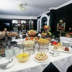 ���� ����� Arkadenhof 4*