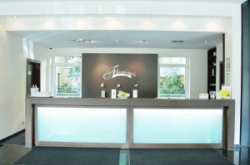 ���� ����� Fleming's 4*