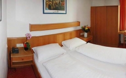 ���� ����� Goldene Krone 3*