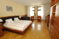 ���� ����� Central 4*