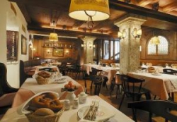 ���� ����� Goldener Hirsch 5*