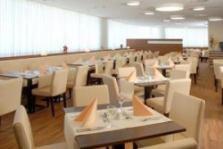 ���� ����� Austria Trend Hotel Salzburg West 4*