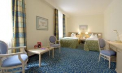 ���� ����� Crowne Plaza - The Pitter 4*