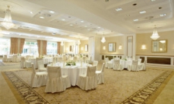 ���� ����� Crowne Plaza - The Pitter 4*