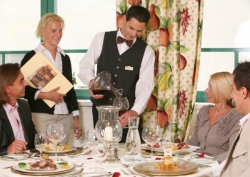 ���� ����� Activhotel Neuhaus 4*
