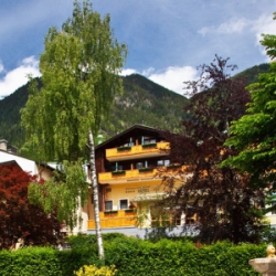 ���� ����� Alte Post 4*