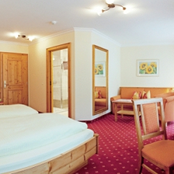 ���� ����� Alte Post 4*