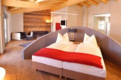 ���� ����� Auhof 4*