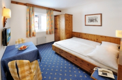 ���� ����� Gruener Baum 4*