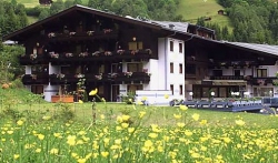   Interstar Alpin and Golfhotel -Jausern 4*