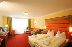 ���� ����� Oesterreichischer Hof 4*