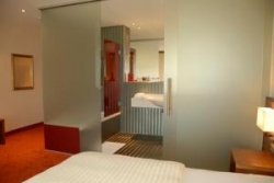 ���� ����� Salzburg 4*