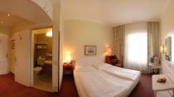 ���� ����� Vierjahreszeiten 4*