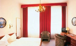 ���� ����� Weismayr 4*