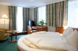 ���� ����� Zum Hirschen 4*