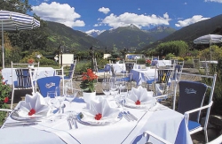 ���� ����� Zum Stern 4*