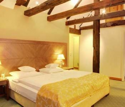���� ����� Zum Stern 4*