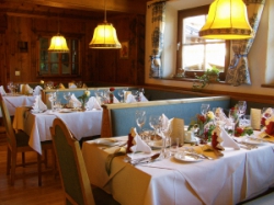 ���� ����� Zur Dorfschmiede 4*