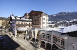 ���� ����� Weisses Roessl 5*