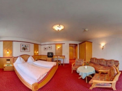 ���� ����� Alte Post 4*