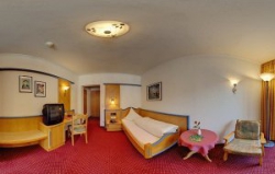 ���� ����� Alte Post 4*