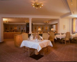 ���� ����� Arlberg 4*
