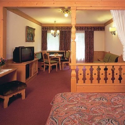 ���� ����� Berghof 4*
