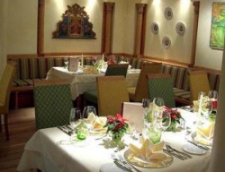 ���� ����� Best Western Premier Hotel Kaiserhof 4*