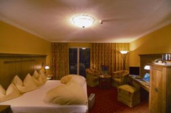���� ����� Castello Falkner 4*