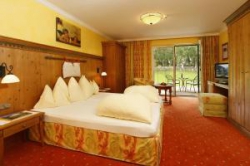 ���� ����� Castello Falkner 4*