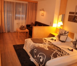 ���� ����� Central 4*