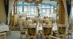 ���� ����� Fun and Spa Hotel Strass 4*