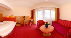 ���� ����� Fun and Spa Hotel Strass 4*