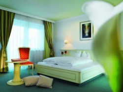 ���� ����� Garni Christine 4*