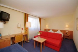 ���� ����� Goldenes Schiff 4*