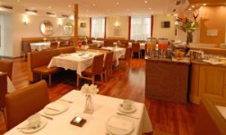 ���� ����� Goldenes Schiff 4*