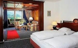 ���� ����� Hocheder 4*