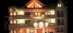 ���� ����� Idhof 4*