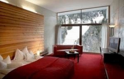 ���� ����� Lux Alpinae 4*