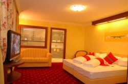 ���� ����� Maria Theresia 4*