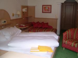 ���� ����� Neuhintertux 4*