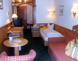 ���� ����� Neuhintertux 4*